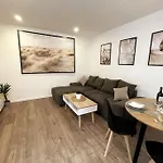 Lejlighed Ar Iii I 4 Pers I Modern I Schillerapartment *