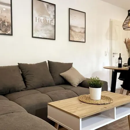 Ar Iii I 4 Pers I Modern I Schillerapartment